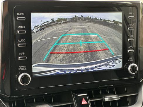 Used 2020 Toyota Corolla SE image 18