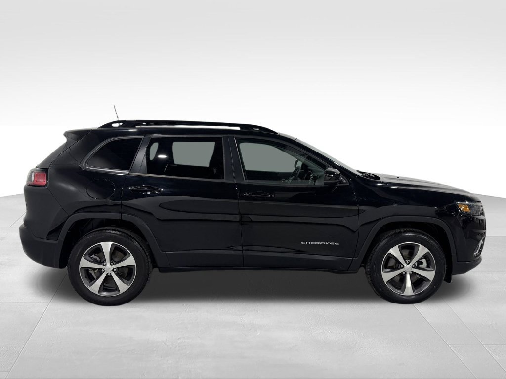 Used 2022 Jeep Cherokee Limited AWD/4WD image 20