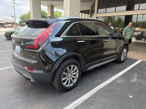 Used 2019 Cadillac XT4 Premium Luxury FWD image 4