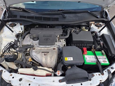 Used 2017 Toyota Camry SE image 15