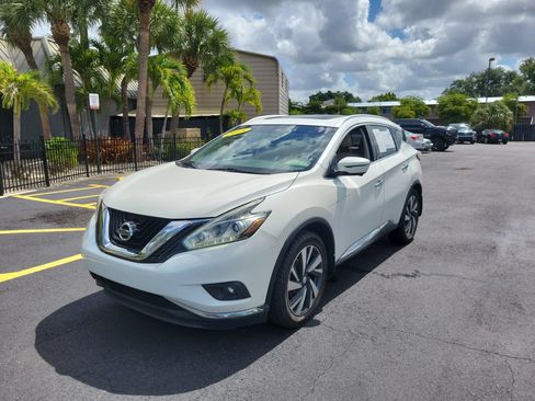 Used 2015 Nissan Murano Platinum w/ Platinum Technology Package FWD image 9