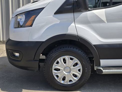 Used 2024 Ford Transit 250 Low Roof w/ Exterior Upgrade Package RWD image 12