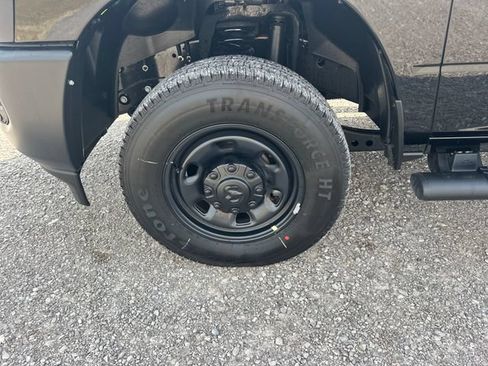 New 2025 RAM 2500 Tradesman AWD/4WD image 42