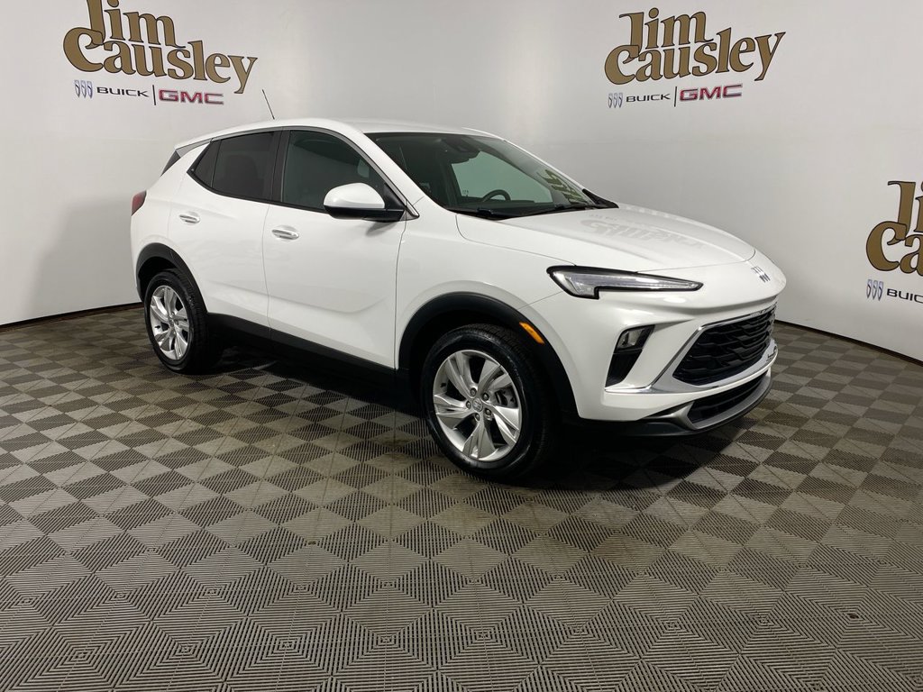 Certified 2024 Buick Encore GX Preferred w/ Comfort Package FWD image 1