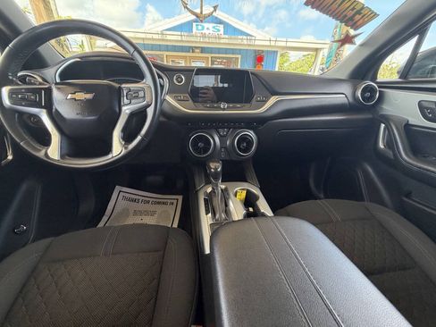 Used 2020 Chevrolet Blazer LT FWD image 18