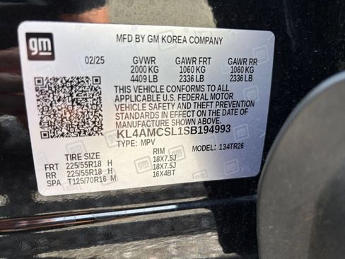 Used 2025 Buick Encore GX Preferred AWD/4WD image 29