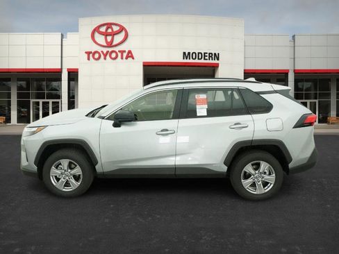 New 2025 Toyota RAV4 LE image 9