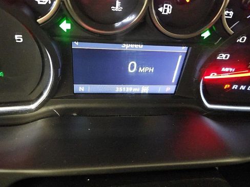 Used 2023 Chevrolet Silverado 2500 LT image 9