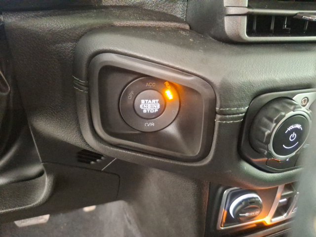 Used 2024 Jeep Wrangler Unlimited Sahara w/ Dual Top Group AWD/4WD image 20