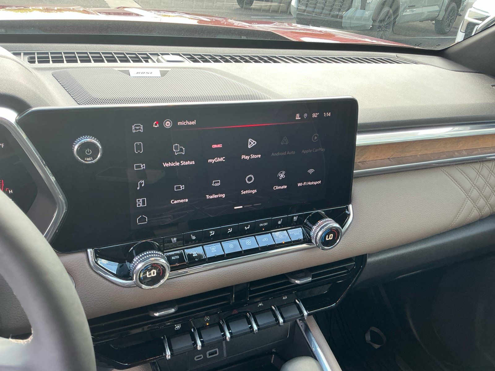 Used 2026 GMC Canyon Denali AWD/4WD image 4