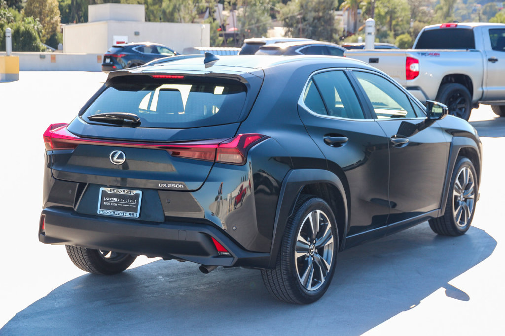 Certified 2024 Lexus UX 250h FWD image 5
