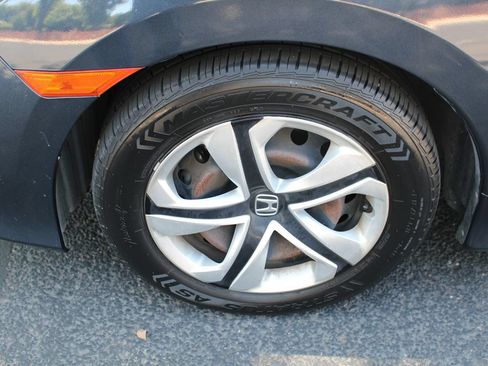 Used 2018 Honda Civic LX image 41