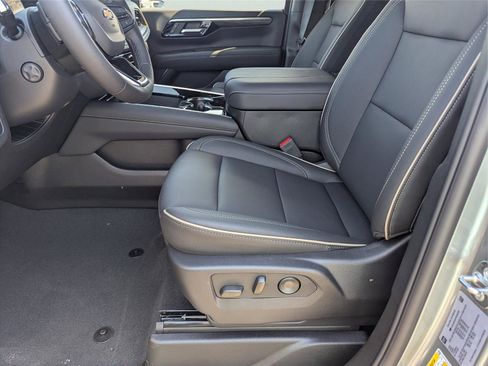 New 2026 Chevrolet Tahoe Premier image 17