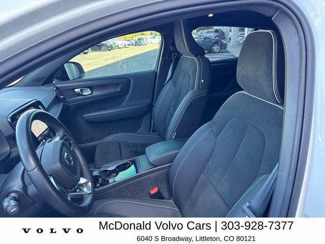 Used 2023 Volvo C40 P8 Recharge Plus w/ Protection Package Premier AWD/4WD image 10