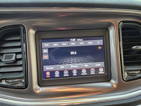 Used 2021 Dodge Challenger SXT RWD image 29