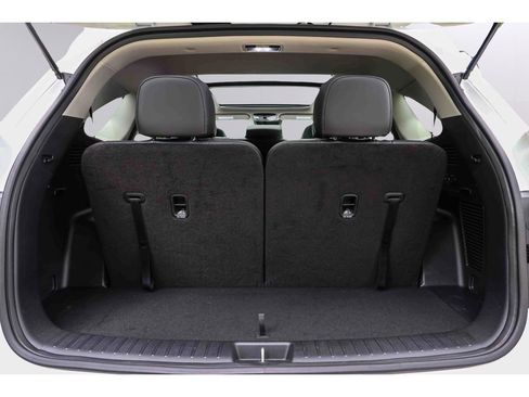 Certified 2026 Kia Sorento S w/ S Panoramic Sunroof Package FWD image 24