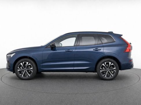 Certified 2026 Volvo XC60 B5 Core w/ Climate Package AWD/4WD image 6