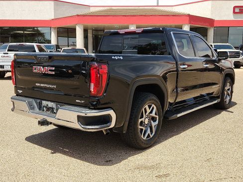 Used 2024 GMC Sierra 1500 SLT AWD/4WD image 4