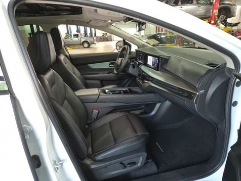 Used 2025 Nissan Murano SL w/ Cargo Package AWD/4WD image 12