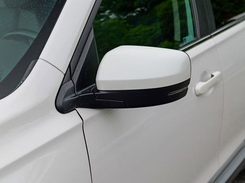 Used 2023 Honda Pilot EX-L image 11