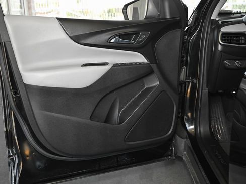 Used 2022 Chevrolet Equinox LS w/ LPO, Cargo Package FWD image 19