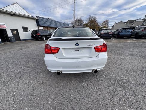 Used 2011 BMW 335i Sedan image 16