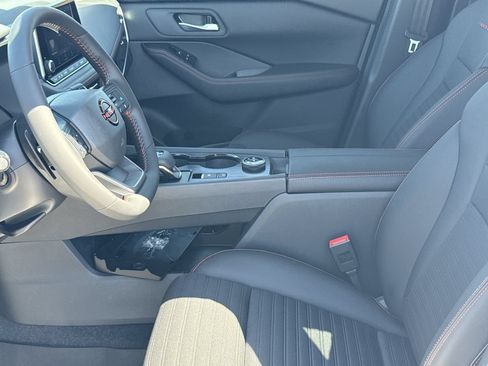 New 2026 Nissan Rogue SV AWD/4WD image 21