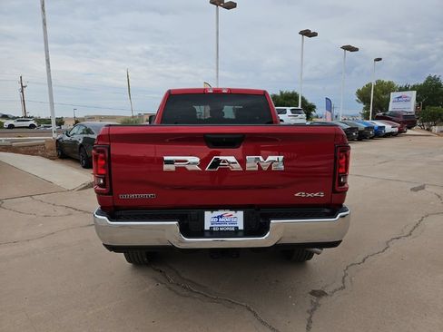 Certified 2026 RAM 2500 Big Horn AWD/4WD image 3