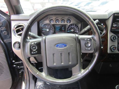 Used 2015 Ford F250 Lariat w/ Chrome Package RWD image 14
