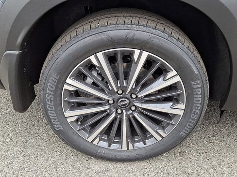 New 2026 Nissan Pathfinder Platinum AWD/4WD image 6