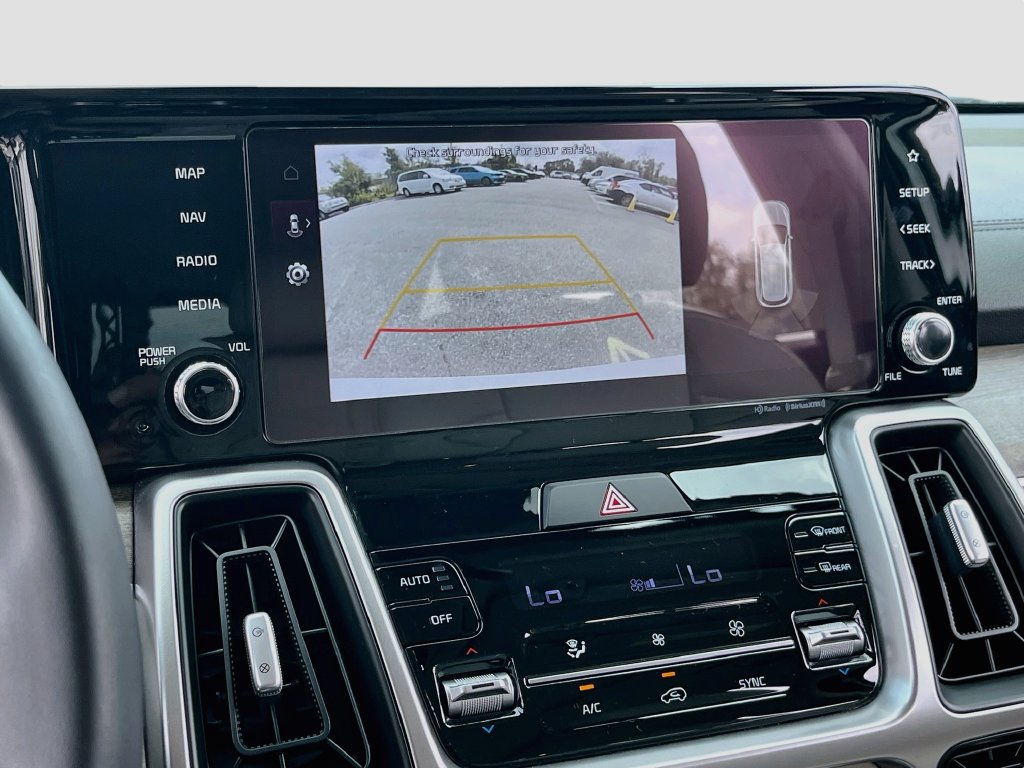 Used 2022 Kia Sorento EX w/ Panoramic Sunroof Package FWD image 14