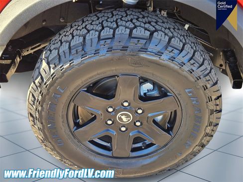 Certified 2024 Ford Bronco Black Diamond image 7