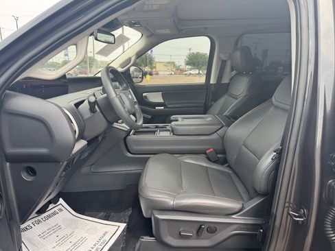 Certified 2025 Ford Expedition Active RWD image 20