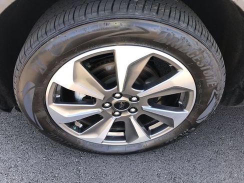 Used 2025 Ford Escape Platinum AWD/4WD image 10