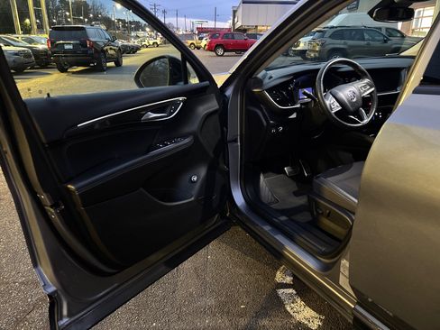 Certified 2022 Buick Envision Preferred image 9