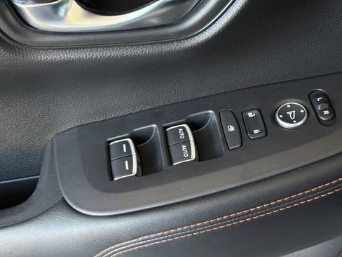 Used 2024 Honda HR-V Sport image 13