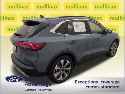 Certified 2025 Ford Escape Platinum image 4