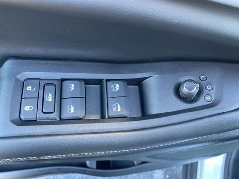 New 2025 Jeep Grand Cherokee Limited image 10