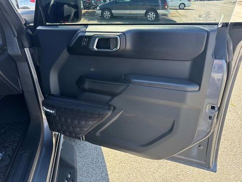 Used 2025 Ford Bronco Badlands AWD/4WD image 23