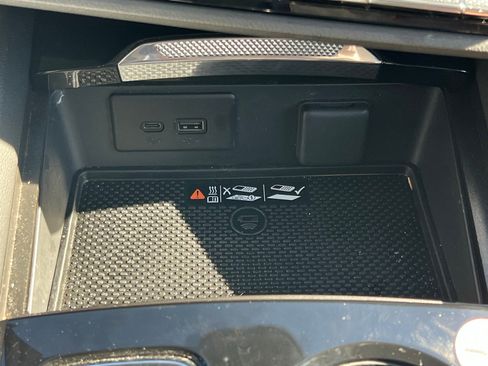 Used 2024 Buick Envision Preferred image 33