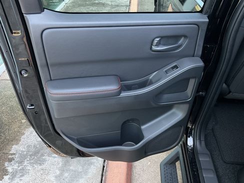 New 2026 Nissan Frontier Pro-X w/ Tow Package image 17