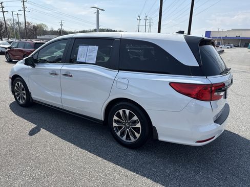 Certified 2022 Honda Odyssey EX-L image 8