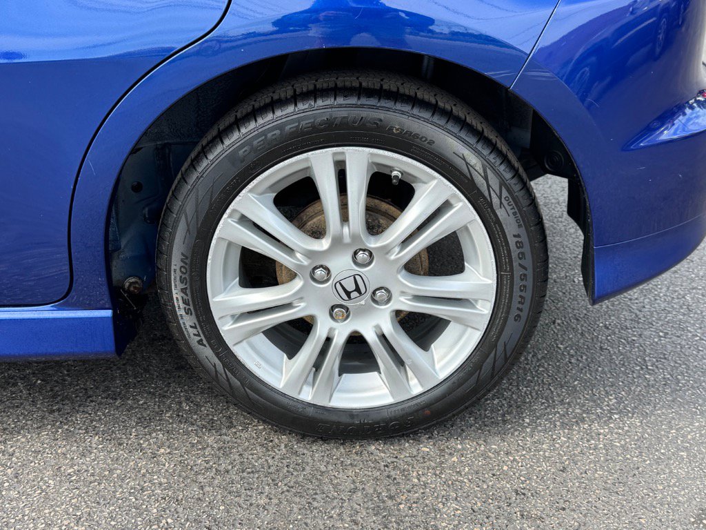 Used 2010 Honda Fit Sport image 9