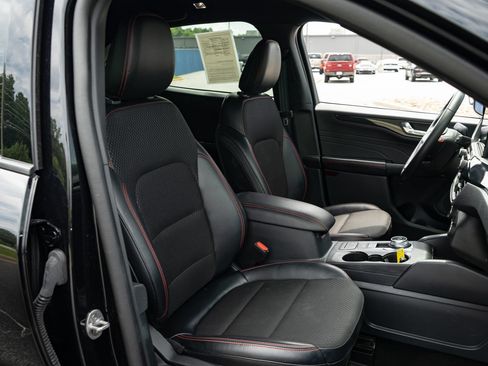 Used 2025 Ford Escape ST-Line AWD/4WD image 22
