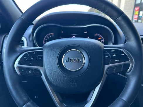 Used 2019 Jeep Grand Cherokee Limited image 21