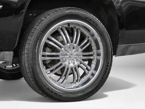 Used 2015 Cadillac Escalade Luxury image 63