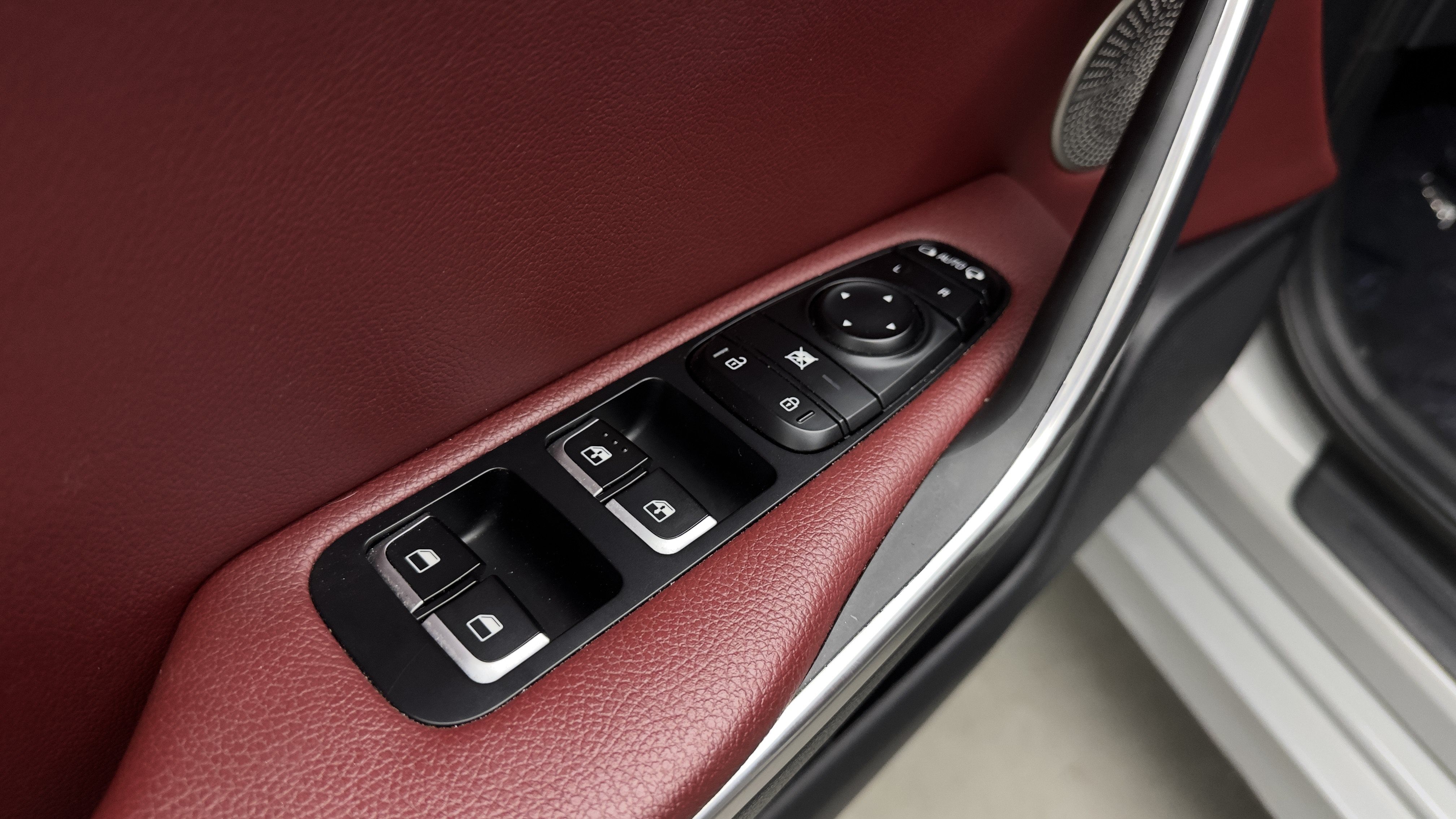Used 2023 Kia Stinger GT-Line w/ Sun & Sound Package RWD image 15