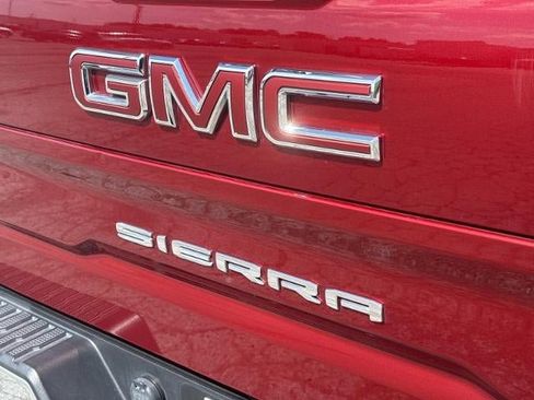 Used 2021 GMC Sierra 1500 SLT AWD/4WD image 6