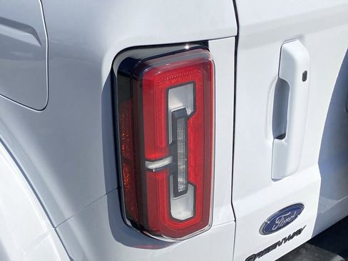 New 2025 Ford Bronco Outer Banks image 7