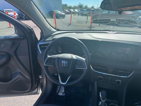 Used 2025 Buick Encore GX Preferred image 33